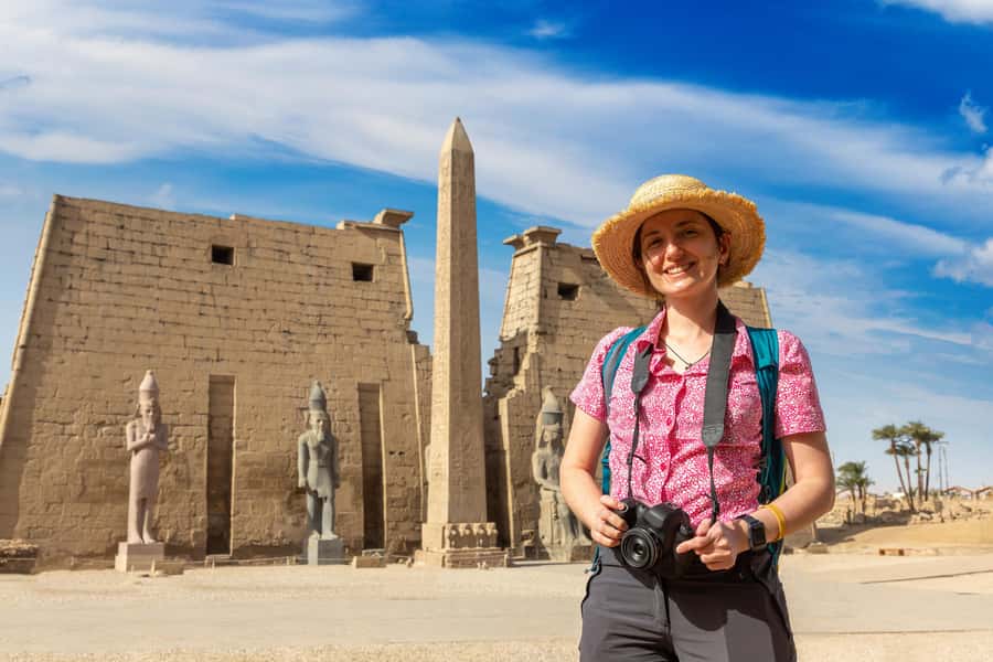 Hurghada: Small-Group Luxor Highlights & Balloon Day Tour - The Colossi of Memnon and Amenhotep III