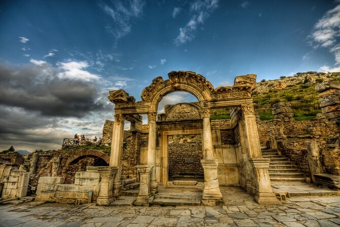 Jewels of Turkey - 4 Day Trip to Pamukkale Ephesus Cappadocia with Balloon Ride - Day two: Ephesus, Mary’s House, and two airport transfers