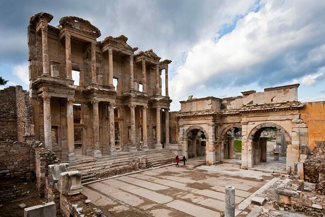 Jewels of Turkey - 4 Day Trip to Pamukkale Ephesus Cappadocia with Balloon Ride - Day three: balloons, cave churches, and Cappadocia’s open-air sights