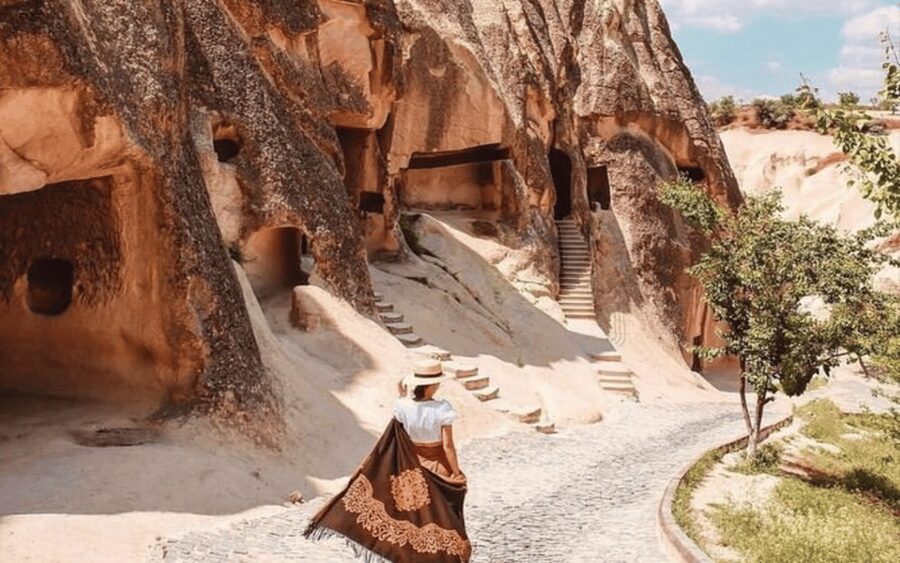 Journey to Cappadocia: Balloon Ride and Red Tour Package - The guide and vehicle can shape the day