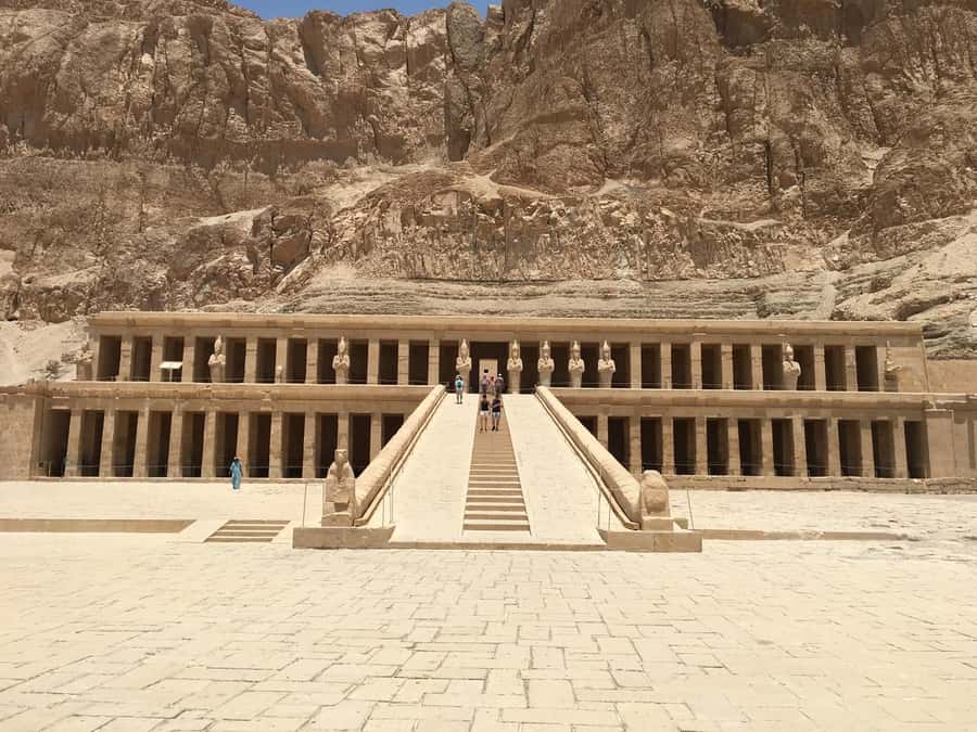 Luxor: 3-Day Nile Cruise to Aswan with Hot Air Balloon - Edfu and the Temple of Horus