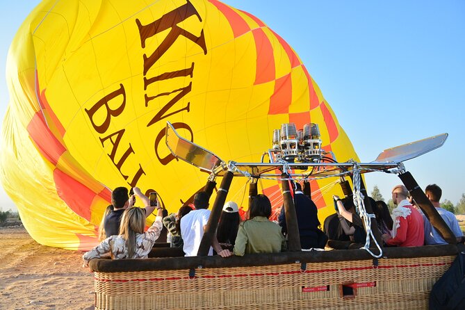 Luxor: Hot Air Balloon Ride before Sunrise - The flight over the Nile and ancient monuments