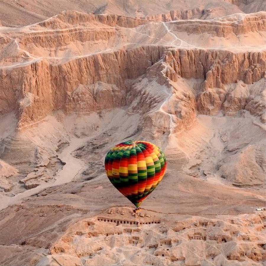Luxor: Hot Air Balloon Ride over the Valley of the Kings - Sunrise over the Valley of the Kings