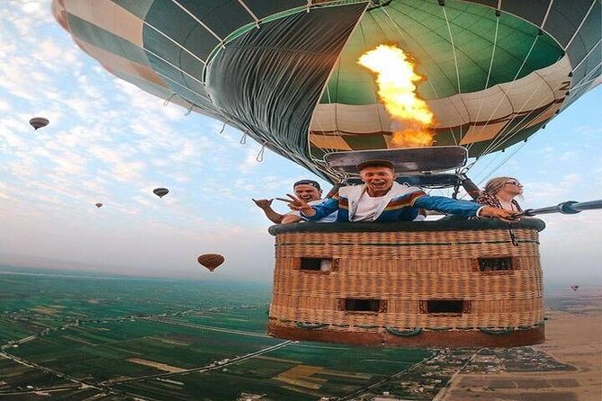 Luxor Sunrise Hot Air Balloon Ride From Hurghada - The private-car advantage on a long day