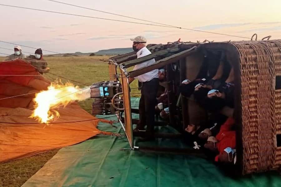 Maasai Mara: Hot Air Balloon Safari & Champagne Breakfast - Wildlife from a bird’s-eye view