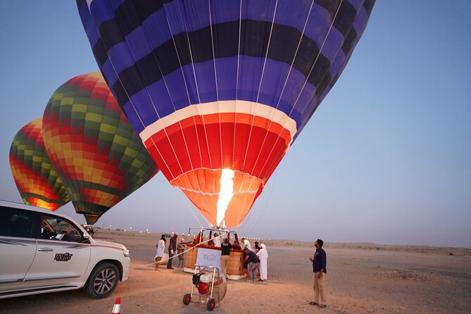 Magical Hot Air Balloon In Dubai - Breakfast in a traditional Bedouin camp