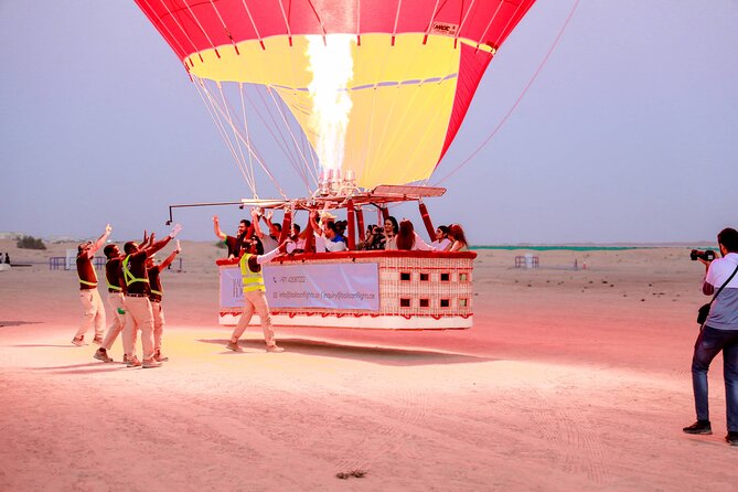 Magical Hot Air Balloon In Dubai - Is $292.54 a fair price?