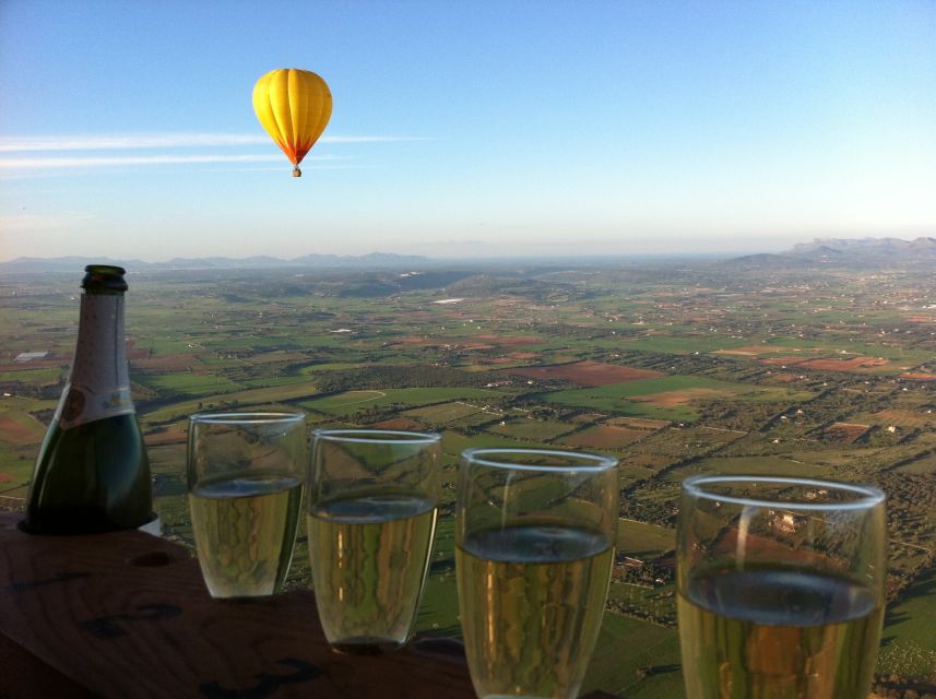 Mallorca: Private Hot Air Balloon Ride - Landing somewhere on Mallorca