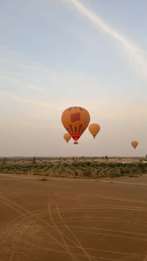 Marrakech: Hot Air Balloon Flight with Berber Breakfast - From Marrakech streets to the launch field