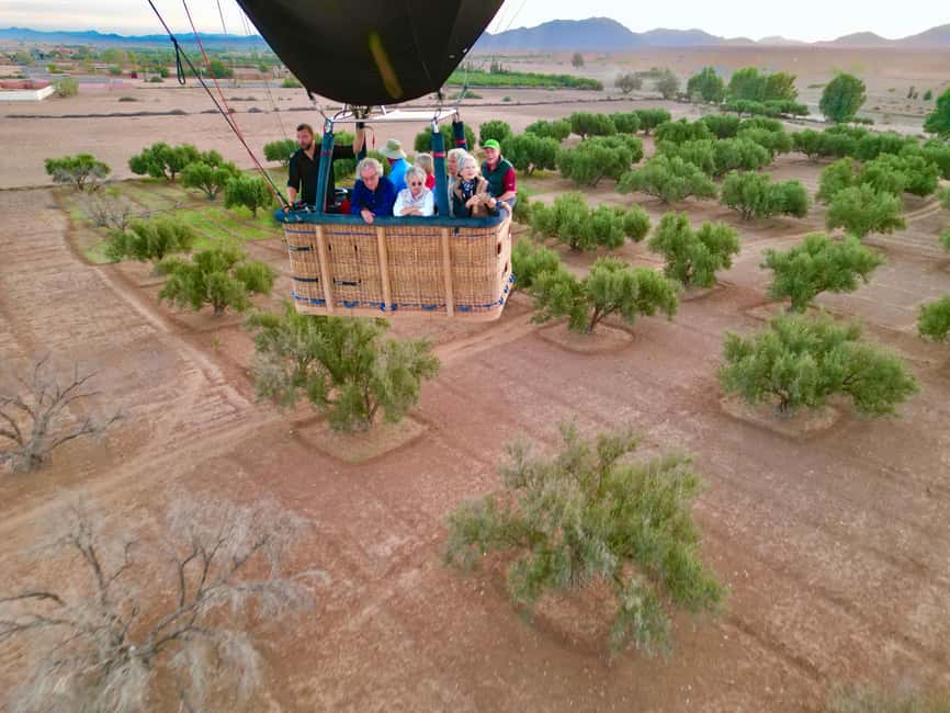 Marrakech: hot-air balloon flight with view of the Atlas Mountains and Berber breakfast - Landing, certificates, and breakfast in a Berber tent