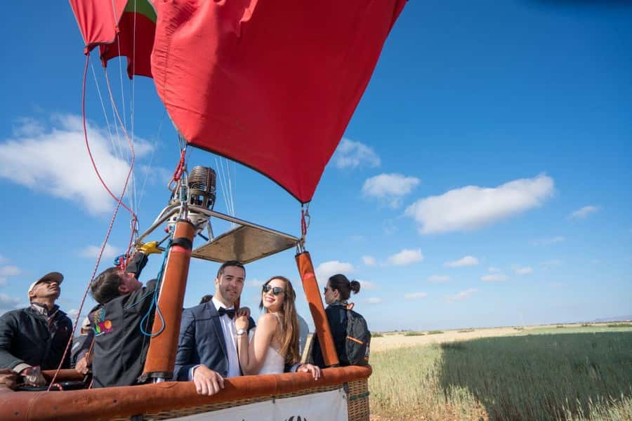 Marrakesh: Early Morning 40-Minute Balloon Flight - The landing and return to camp