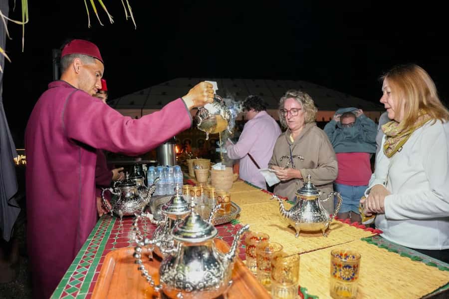 Marrakesh: Early Morning 40-Minute Balloon Flight - Food and Moroccan touches