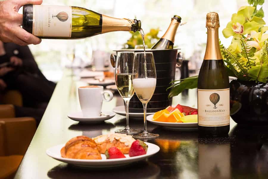 Melbourne Premium Balloon Flight 5-Star Champagne Breakfast - Key points to know before booking