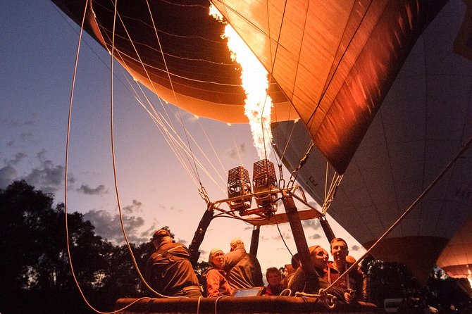 Melbourne sunrise balloon flight & champagne breakfast - Why a Melbourne sunrise flight feels different
