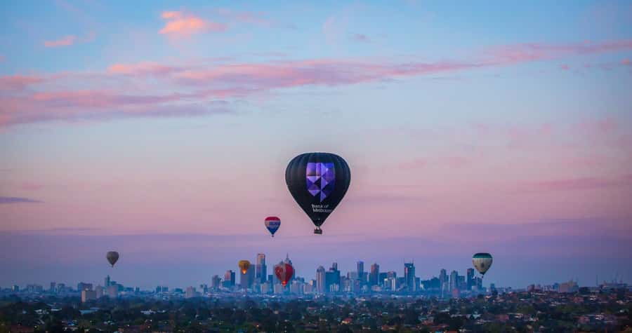 Melbourne: Sunrise Hot Air Balloon Experience - The safety briefing sets the tone