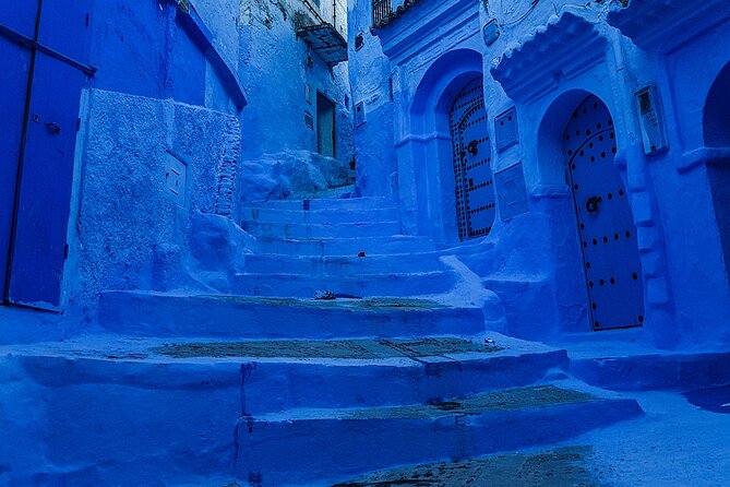 Morocco 8-Night Tour: Chefchaouen, Desert & Hot Air Balloon - Day 3: Fez’s old city and working crafts