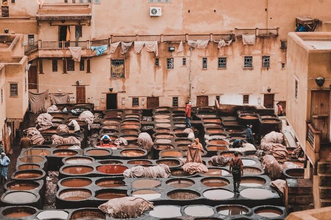 Morocco 8-Night Tour: Chefchaouen, Desert & Hot Air Balloon - Day 5: Merzouga by 4x4, quad, and camel