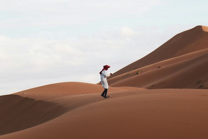 Morocco 8-Night Tour: Chefchaouen, Desert & Hot Air Balloon - Day 7: Marrakech monuments and the balloon flight