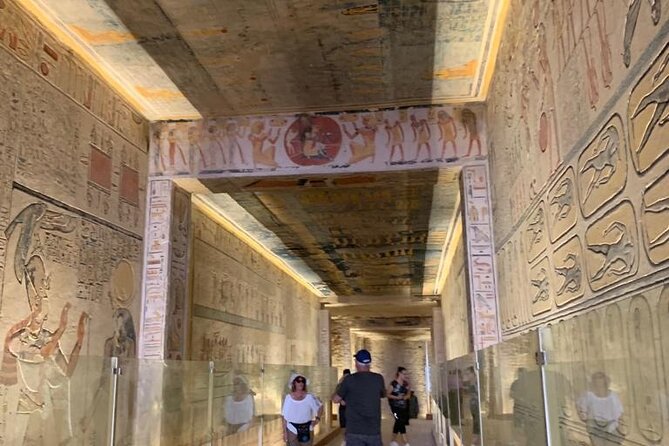 One Package Sunrise Hot Air Balloon Ride in Luxor and West Bank Private Tour - Colossi of Memnon, a quick stop with a big visual payoff