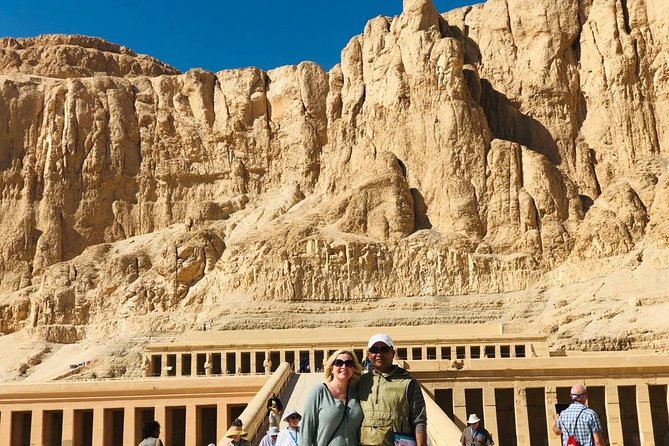 Overnight Luxor Tours by train from Cairo with Hot Air Balloon and much more - A one-hour felucca ride before sunset