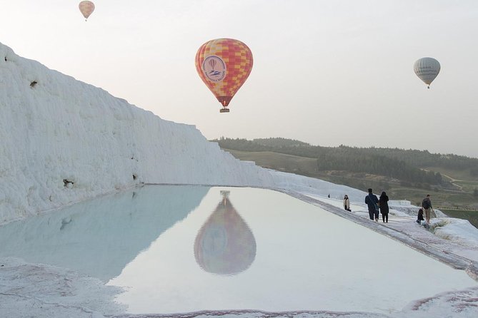 Pamukkale: Hot Air Balloon Flight - Seeing Pamukkale before the day begins