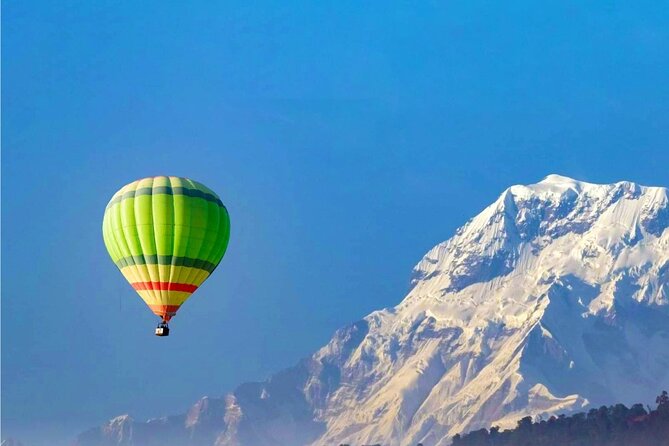 Pokhara: Hot Air Ballooning Tour in Pokhara - How the small group changes the experience