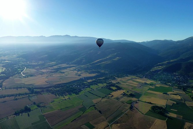 Pre-Pyrenees Balloon Flight with optional pick-up in Barcelona - The Balloon Flight Itself