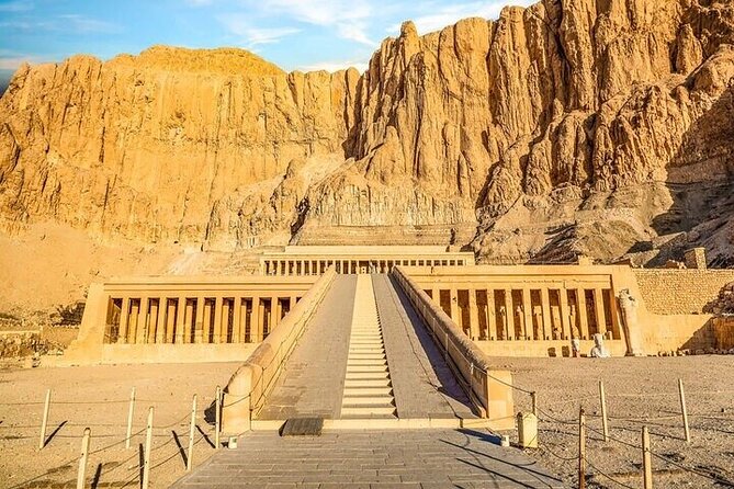 Private Day from Cairo to Luxor by plane with hotel,balloon,west,east and lunch - Colossi of Memnon and a local lunch