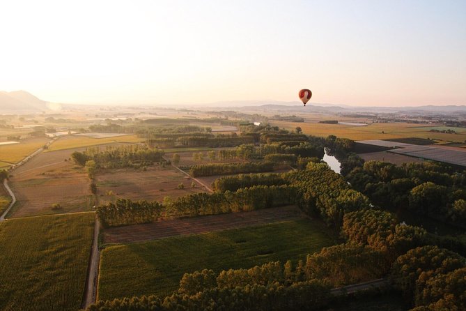 Private Exclusive Hot Air Balloon Barcelona - Who will get the most from this experience