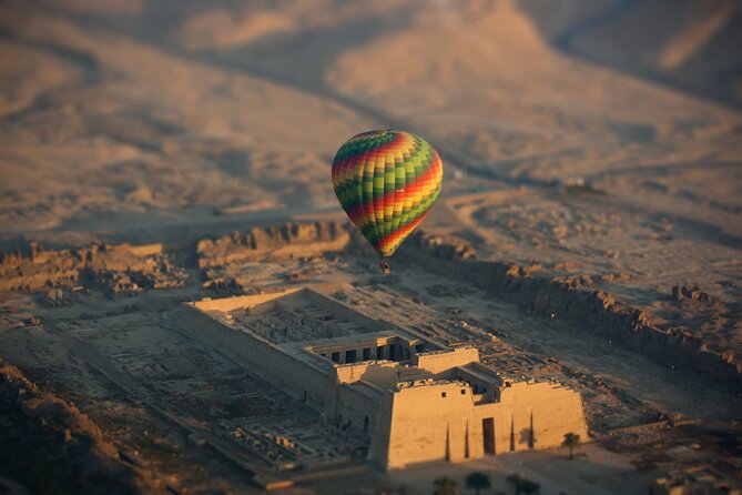PRIVATE HOT AIR BALLOON IN LUXOR RIDE IN SMALL LUXURY GROUP FLIGHT up to 12 - Key points to know before booking