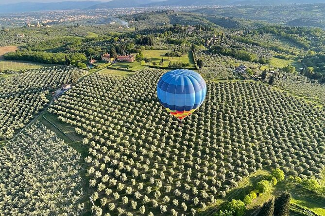Private Hot Air Balloon ride in Tuscany countryside from Chianti - Who will enjoy this Chianti flight most