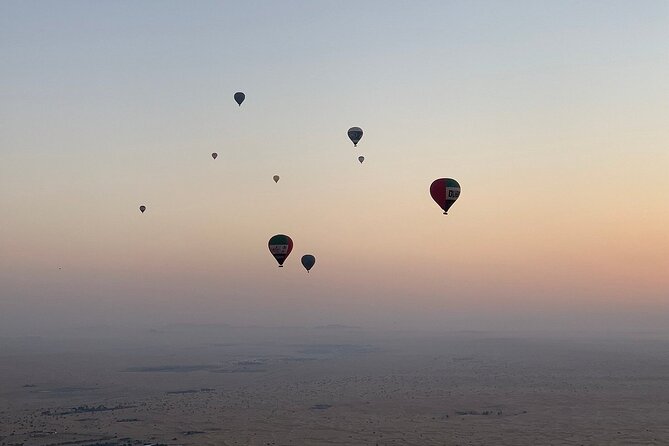 Private Hot Air Balloon Tour over the Dubai Desert - What the private format changes