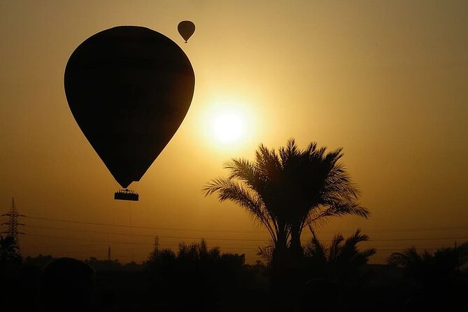 Private Luxor Overnight with Hot Air Balloon from Hurghada - Hatshepsut Temple and the story of a powerful queen