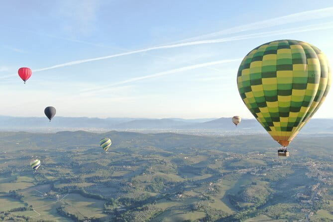 Private Tour: Tuscany Hot Air Balloon Flight from Firenze - A slow flight over the Tuscan countryside