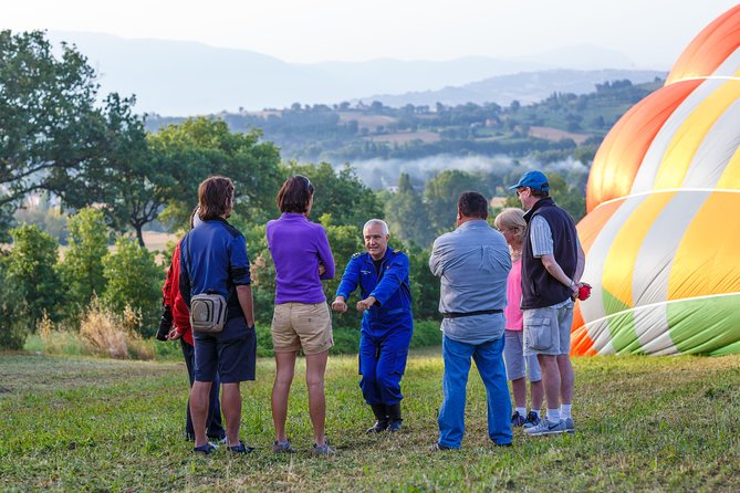 Professional hot air balloon rides at Assisi, Trasimeno in Umbria - Weather is part of the deal