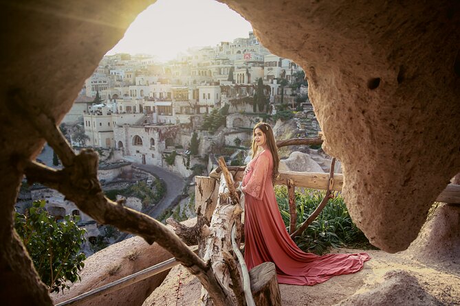 Professional Photo Shoot in Cappadocia - In Sunrise with Hot Air Balloons - Photos, editing, and what you actually receive