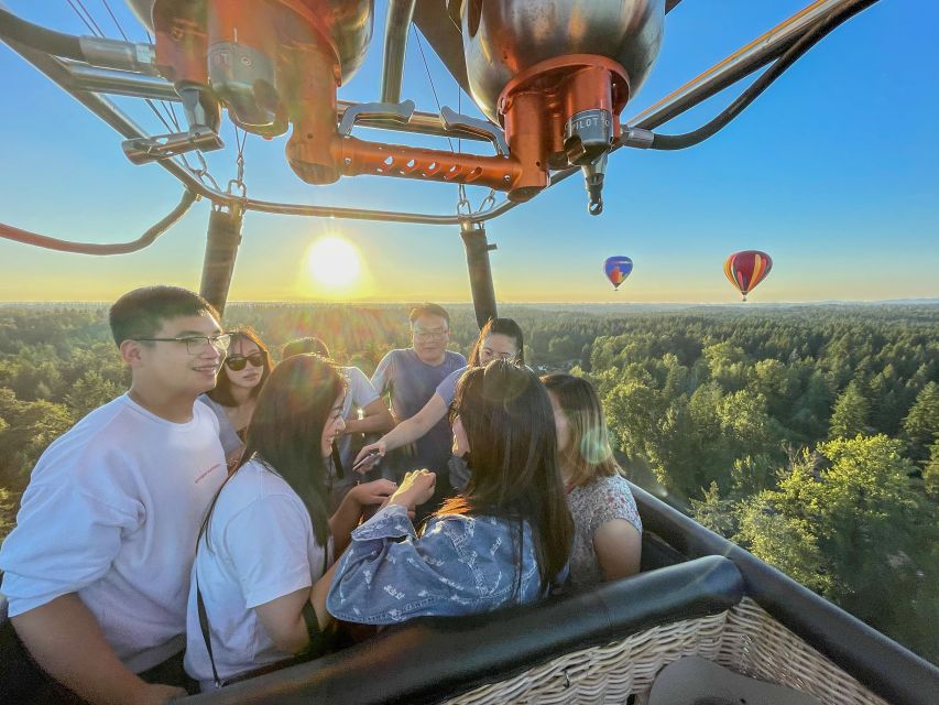 Seattle: Mt. Rainier Sunset Balloon Ride with Champagne - Final verdict: a special-occasion splurge with real scenic value