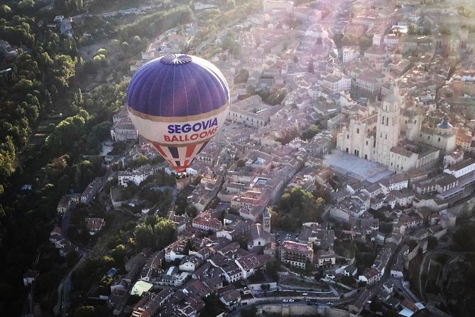Segovia Balloons - A flight guided by Javier, Sancho, and the crew