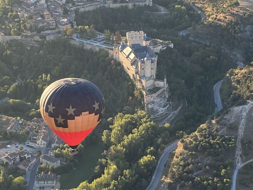 Segovia: Hot-Air Balloon Flight with Optional 3-Course Lunch - The landing, cava, and the useful keepsakes
