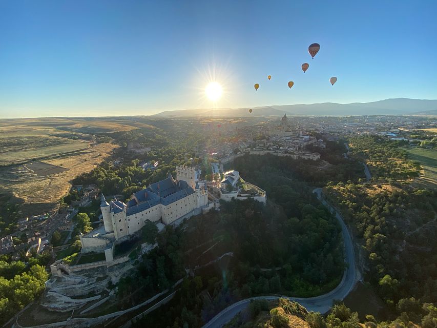 Segovia: Hot-Air Balloon Flight with Optional 3-Course Lunch - Booking advice for a Segovia day