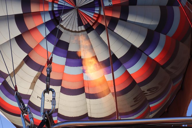 Sevilla Hot Air Balloon Rides - Meeting Jesus before the 6:00 a.m. launch