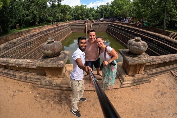 Sigiriya & Habarana: Sunrise Hot Air Balloon Ride Experience - The landing and champagne toast