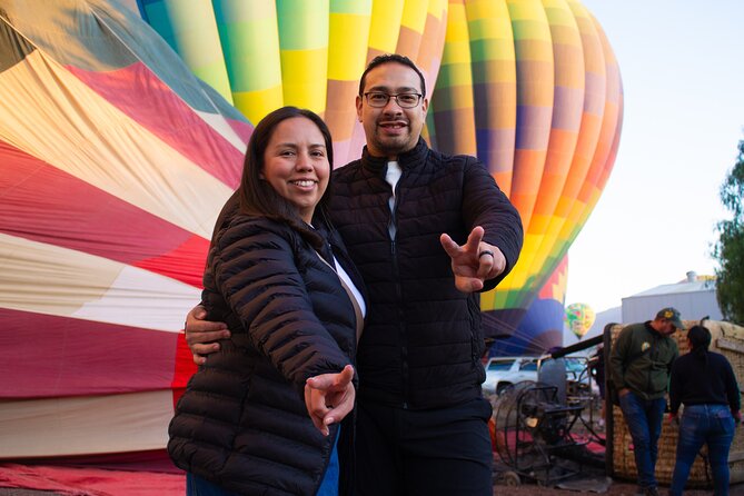 Sunrise Balloon Flight over Teotihuacan and Breakfast in Cueva - Walking the pyramids with an audio guide