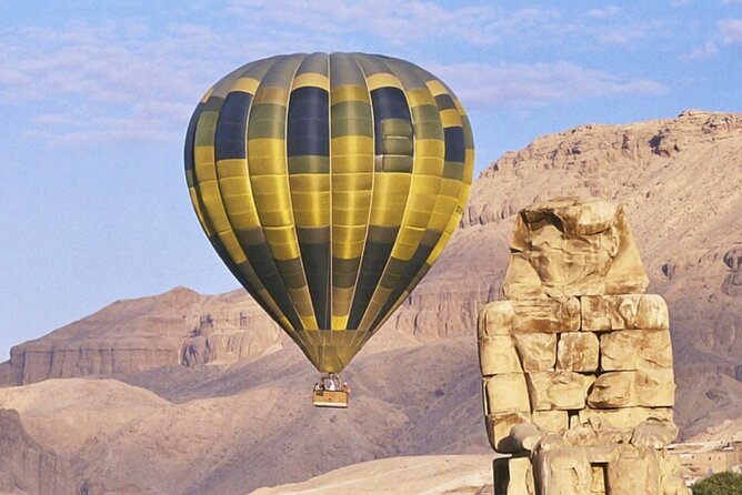 Sunrise Ballooning Luxor with Transfers Included - Safety briefing before the balloons rise