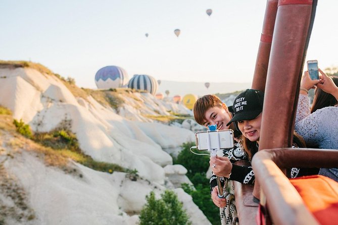 Sunrise Hot Air Balloon Flight Over Göreme & Fairy Chimneys - The biggest concern: flight time can vary