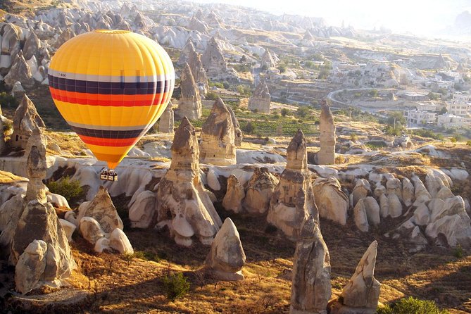 Sunrise Hot Air Balloon Ride in Cappadocia - Sparkling wine, breakfast, and what is really included