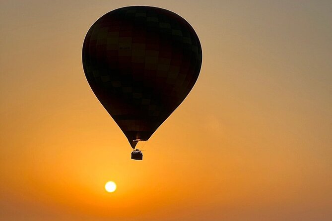 Sunrise Hot Air Balloon Tour over Dubai Desert - What the 40 to 70 minute flight feels like