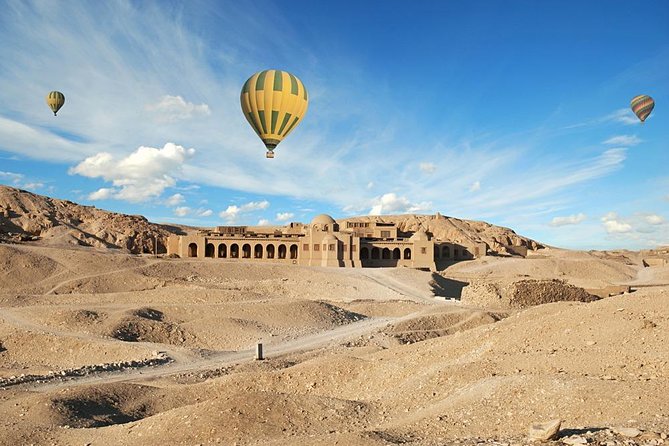 Sunrise VIP Hot Air Balloon Ride in Luxor - The lift-off and the first view of Luxor
