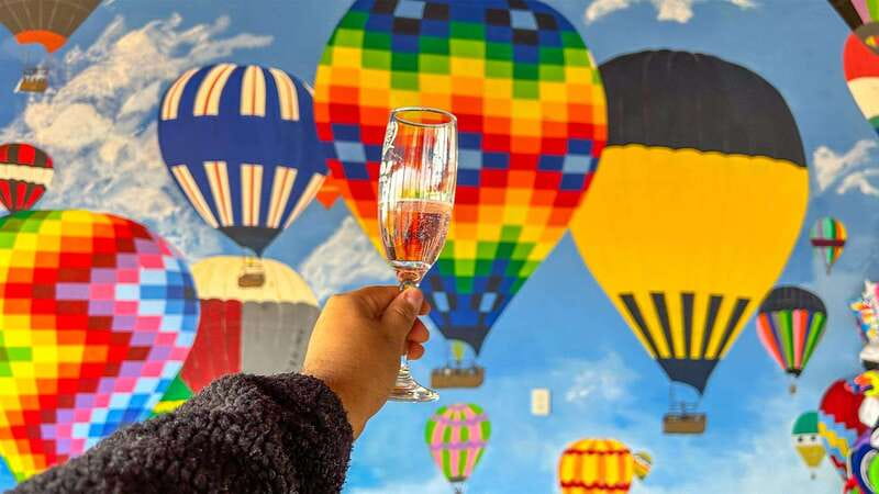 Teotihuacan: Hot Air Balloon Ride with Breakfast & Transport - The Valley, the Pyramids, and the Camera Work