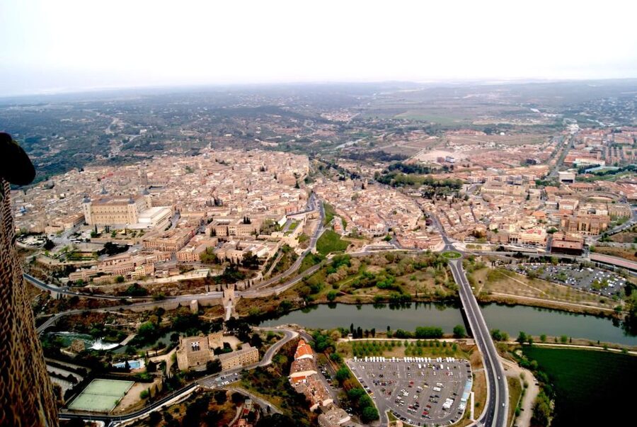 Toledo: Hot Air Balloon Ride with Spanish Breakfast - Landing, food, and the promised Spanish breakfast